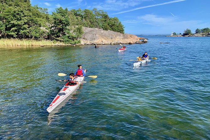 2-Day Kayak Tour in the Stockholm Archipelago - Lunch on a peaceful island