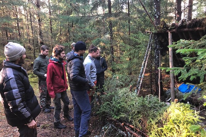 2-Day Small-Group Basic Skills Survival Course in Södermanland - Map reading, camp life, and working as a group