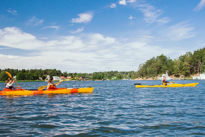 3-day kayaking adventure around Vaxholm in Stockholm Archipelago - self guided - Your first hours: equipment, safety, and route planning