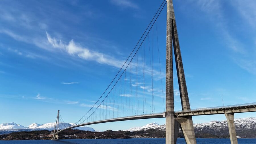 Abisko: Fjord Sightseeing and Photography Tour - Booking details that affect your decision