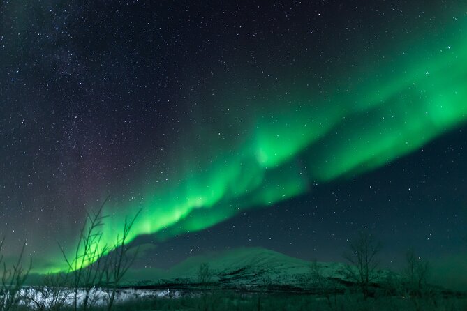 Abisko Northern Lights Tour with Photographer - The 7:00 pm pickup and the start of the search