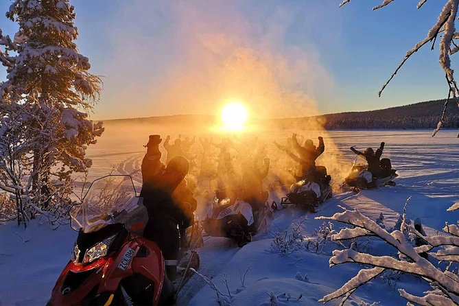 Afternoon Snowmobile Tour - A 20-minute minivan ride to the forest