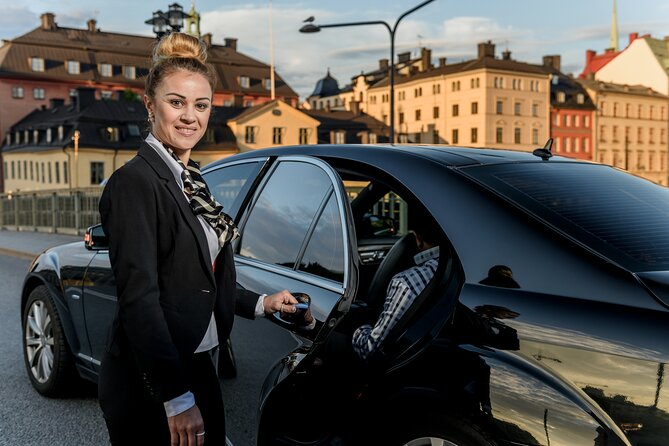 Airport Limousine Transfer: Arlanda Airport to Stockholm City 1-7 Passengers - Is $228.10 good value?