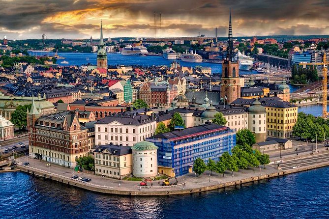 Airport Transfer: Airport ARN to Stockholm by Business Car - The price: when $142.59 makes sense