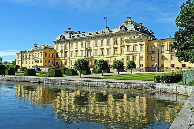 Architectural Stockholm: Private Tour with a Local Expert - City Hall, Nobel ceremonies, and the civic heart