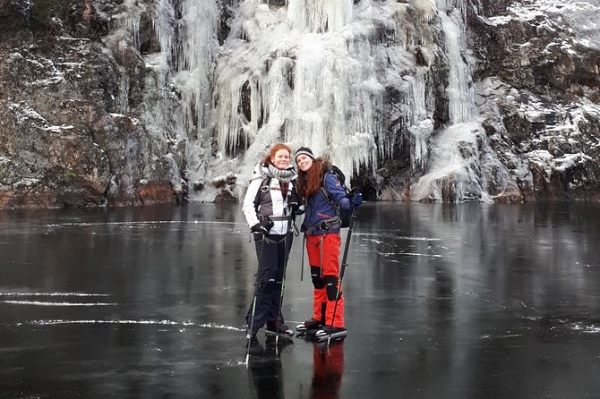 Beginner friendly Nordic Ice Skating On lakes in Stockholm - A safety briefing before the first glide