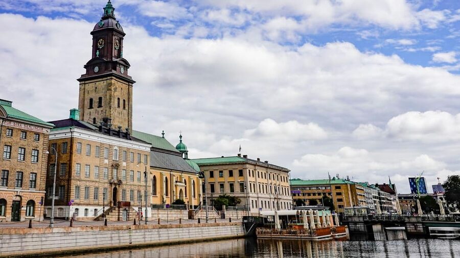 Best of Gothenburg: Private Walking Tour with a Local - Haga and its wooden houses