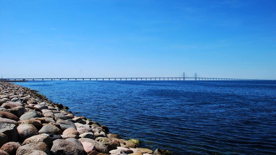 Best of Malmö: Private Walking Tour with a Local - Kungsparken brings a quieter pause