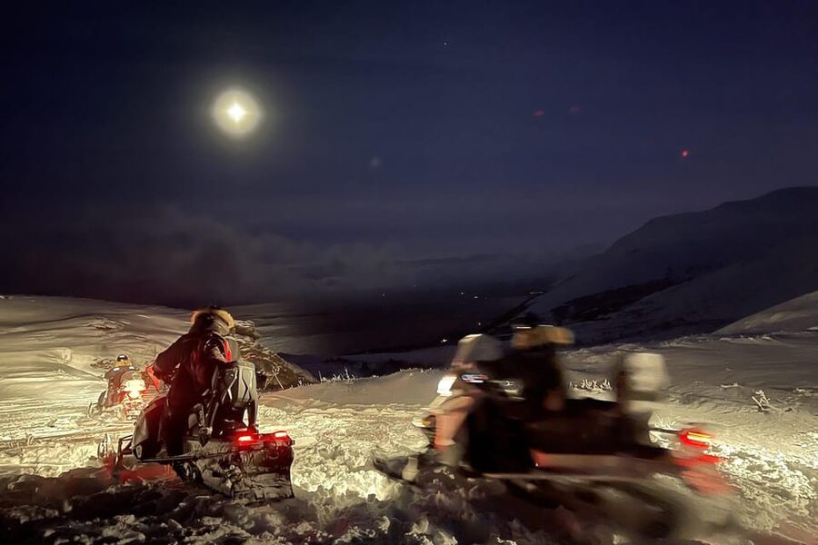 Björkliden/Abisko: Night Sky Snowmobile Tour - Timing, cancellations, and winter planning