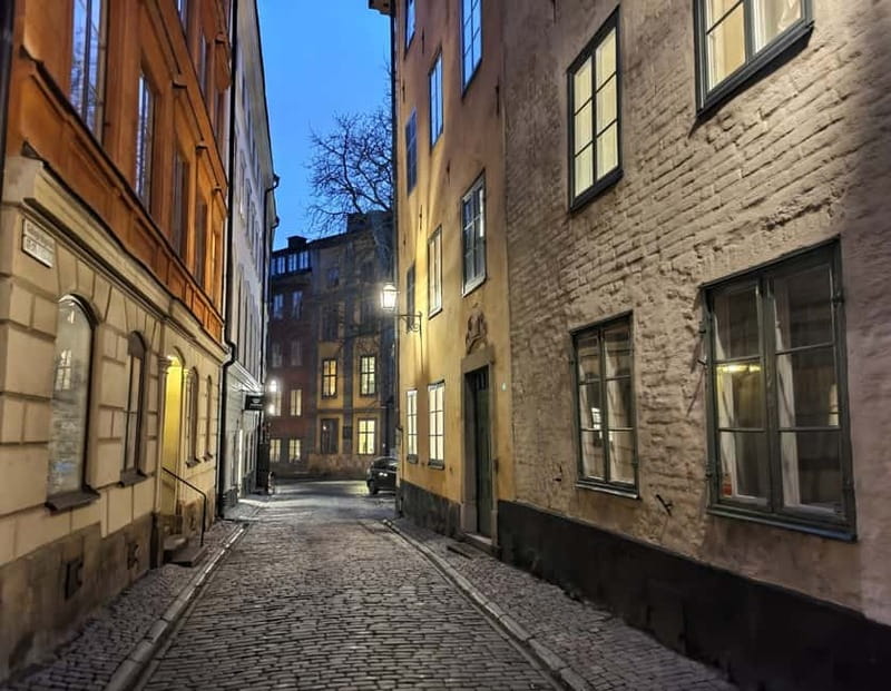 Bloody Stockholm: ghosts, horror and dark folklore 2h - The Stockholm Bloodbath and the city’s public violence
