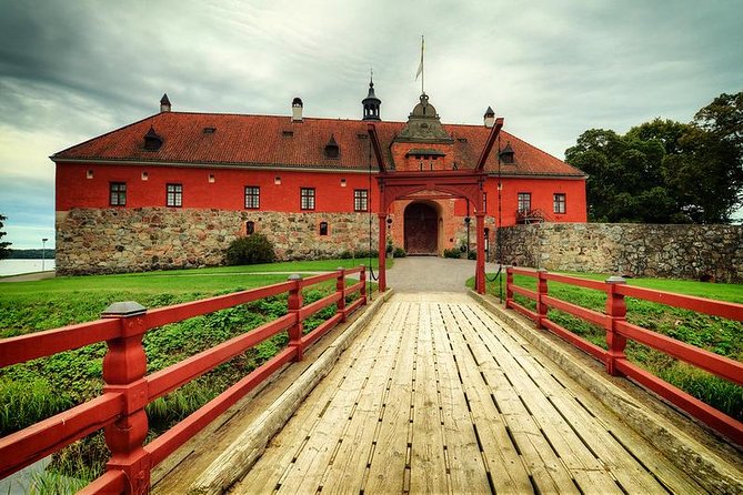 Castle Gripsholm and Drottningholm Palace(private service) - Who will enjoy this experience most