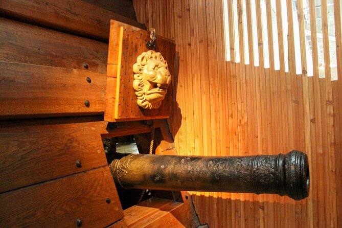 City Hall, Old Town & Vasa Museum - all-in-1 guided experience - Timing, weather, and cancellation details