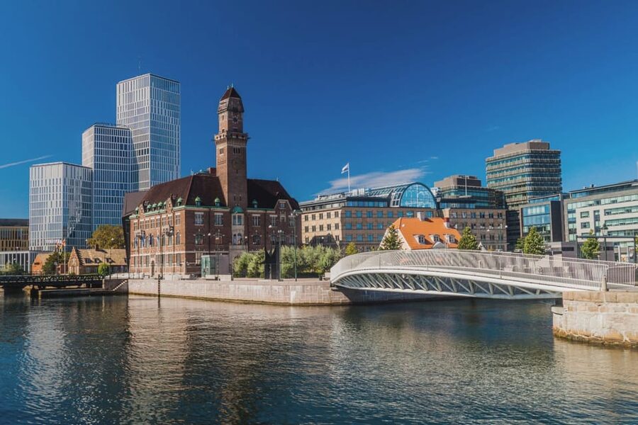 Copenhagen: Full-Day Trip to Malmö by Train - What the private guide adds
