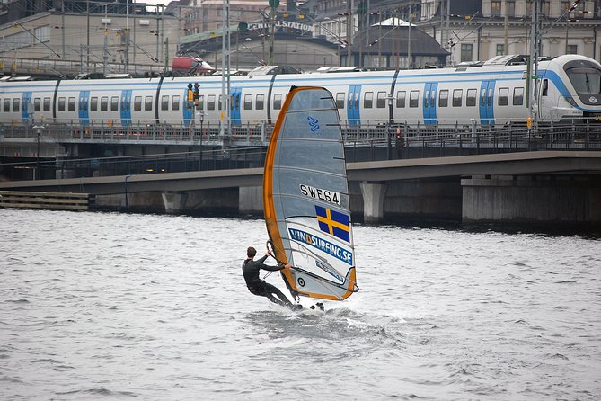 Dynamic Windsurfing Beginner class Day1 - How the class feels for a first-timer