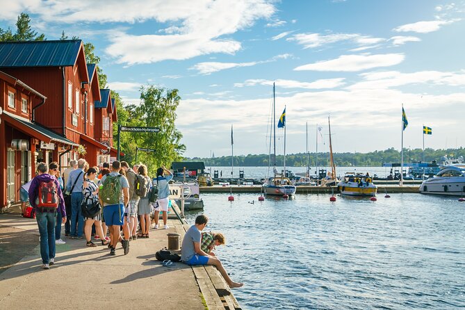 Economy Transfer from Stockholm City To Arlanda Airport - Timing Your Pickup for an Early Flight