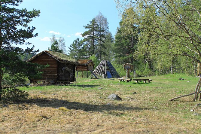 Eila's Time Travels: A Lycksele Family Walking Tour Game - The general store and the first clues