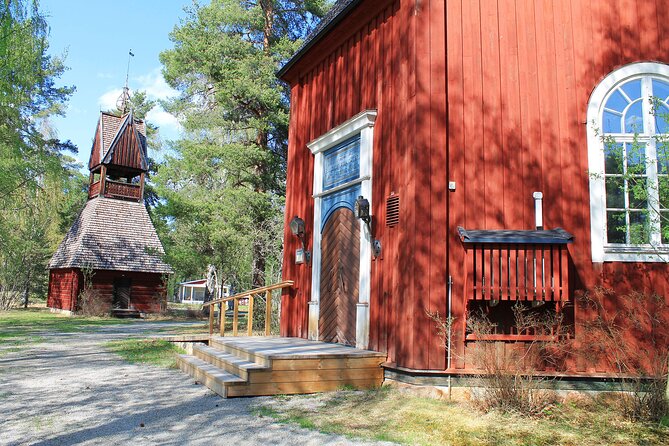 Eila's Time Travels: A Lycksele Family Walking Tour Game - Margareta Church and Lycksele’s early story