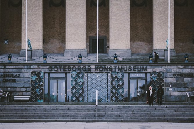 Explore Gothenburg in 60 minutes with a Local - Feskekôrka, Gothenburg’s famous Fish Church
