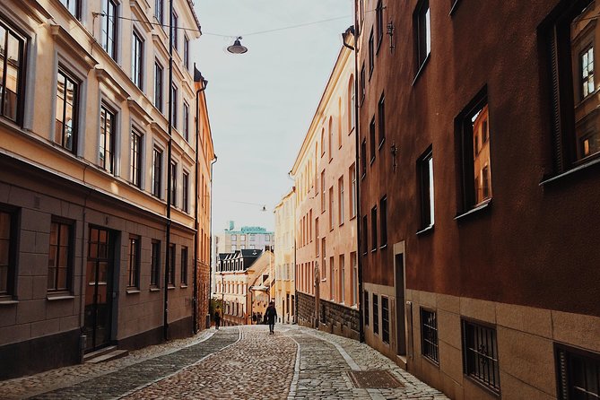 Explore Stockholm in 60 minutes with a Local - Starting near Slottsbacken and the Royal Palace quarter