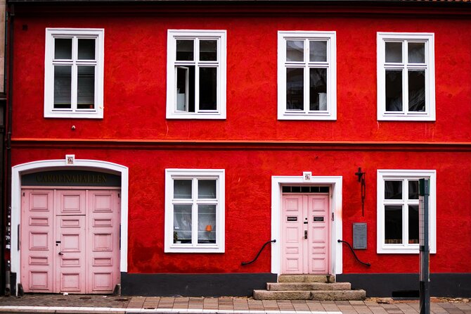 Explore the Instaworthy Spots of Malmö with a Local - Lilla Torg, Cobblestones and Café Life