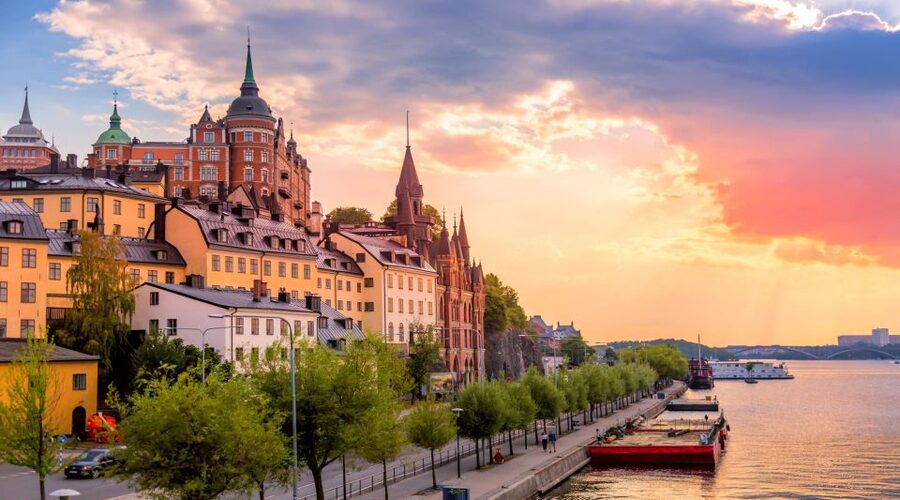 Family Walking Tour of Stockholm's Old Town, Junibacken - Key points to know before booking