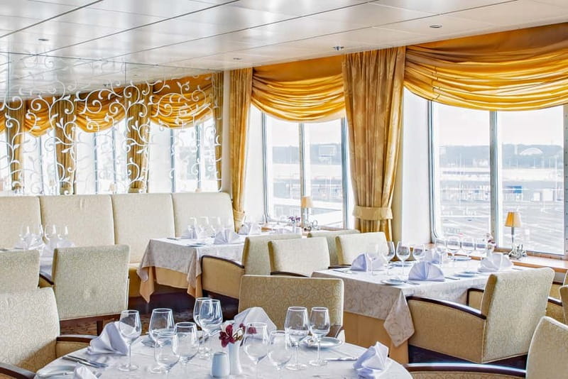 From Stockholm: 3-Day Return Cruise to Tallinn & Breakfast - Who should book this mini-cruise?