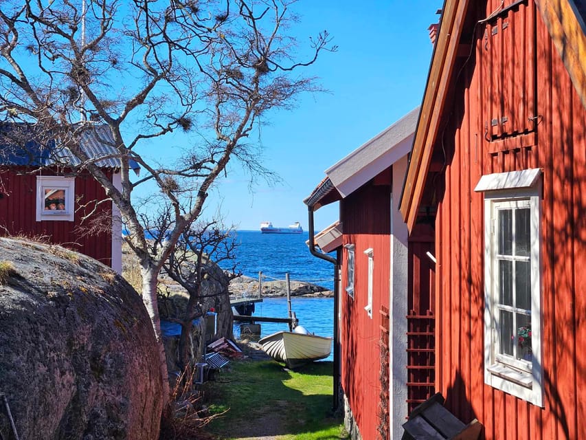 From Stockholm: Archipelago Hike to Landsort Lighthouse - Lunch, fika, and a possible island barbecue