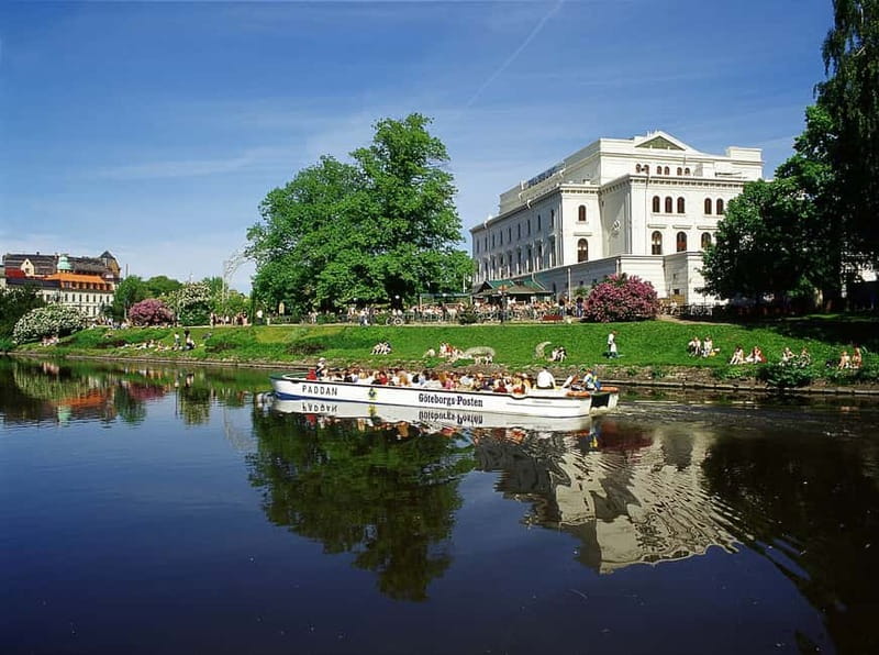 Gothenburg: Paddan Sightseeing Cruise on the River Säveån - Who will enjoy this Gothenburg cruise most?