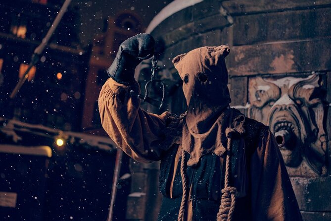 Guided Ghost Tours with Actors From Stockholm - Prästgatan and the plague of 1350