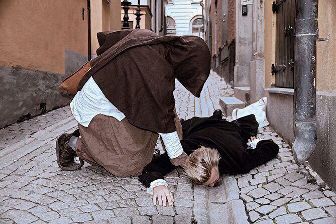 Guided Ghost Tours with Actors From Stockholm - Stortorget and the Stockholm Bloodbath
