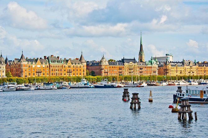 Hop-On Hop-Off Bus and Boat Ticket in Stockholm - Vasa Museum: The Strongest Museum Stop