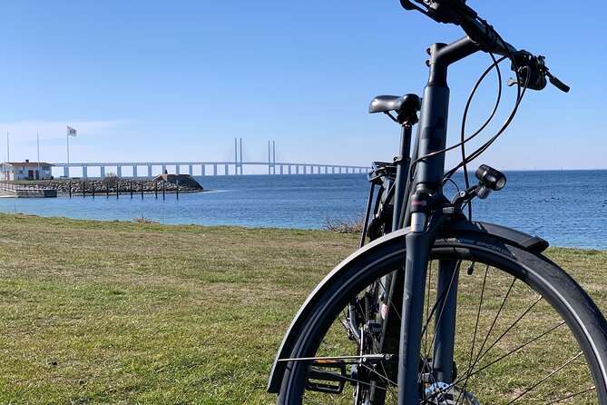Malmo Bike Rental - From old Malmö toward the modern harbor