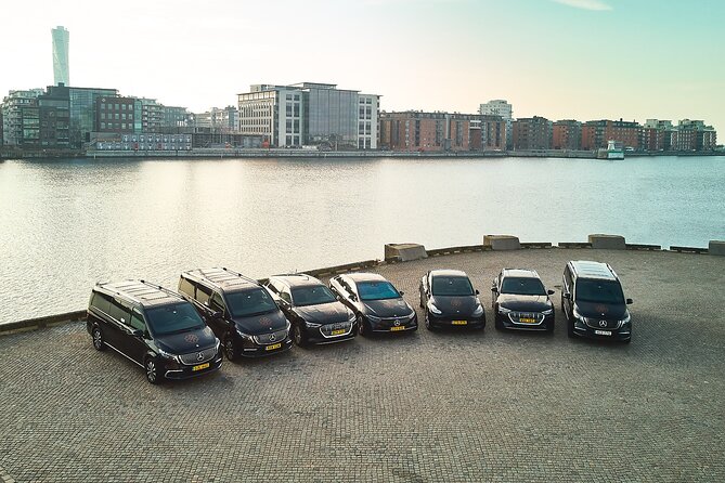 Malmö in 30 Minutes luxury e-car ( Audi & Mercedes ) - Turning Torso changes the skyline