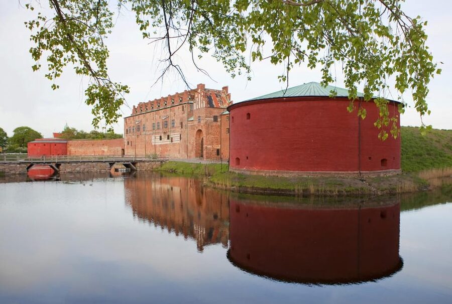 Malmö: Sightseeing and Landmarks tour by bike - St. Peter’s Church and Malmö’s older center