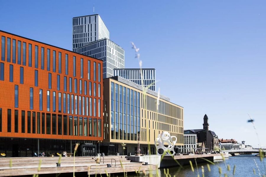 Malmö: Sightseeing and Landmarks tour by bike - Who will enjoy this ride most
