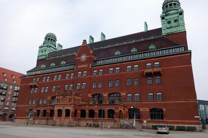 Malmö Walking Tour: Explore Top Sights & Hidden Gems - Gustav Adolf Square and Malmö Castle stay outside