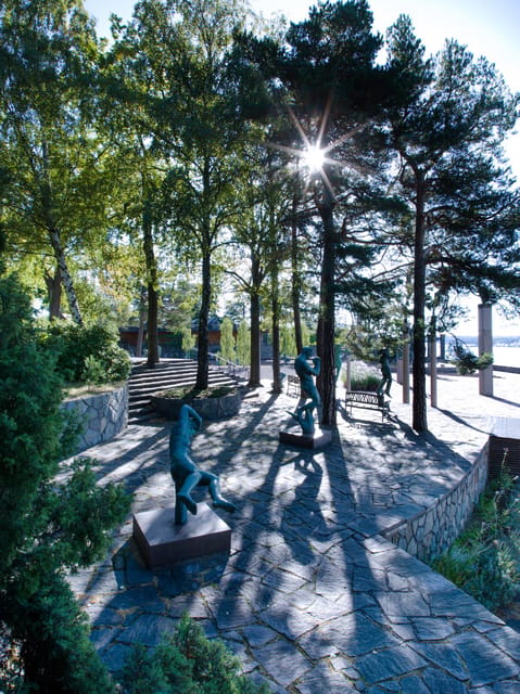Millesgården Museum: sculpture park and art galllery - The sculpture park: fountains, flowers, and open views