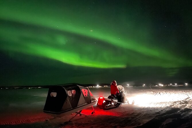 Northern Light snowmobile tour in Kiruna 7:30 pm - Getting ready for the cold