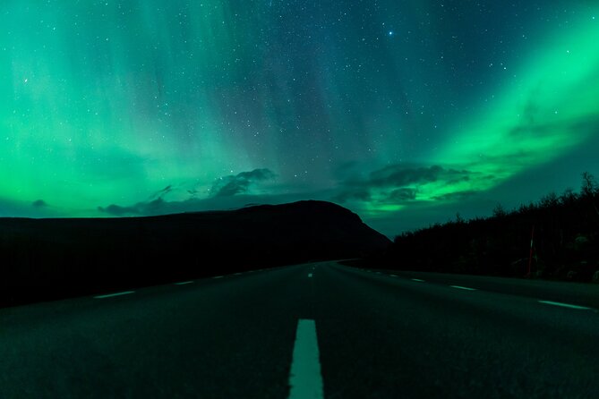 Northern Lights Tour from Kiruna to Abisko with Dinner - Five hours of chasing clear sky in Abisko National Park