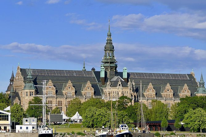Private 4h VIP city tour by limousine car and guide in Stockholm - Stockholm City Hall and the Nobel setting