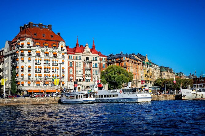 Private 4h VIP city tour by limousine car and guide in Stockholm - Starting across Stockholm’s 14 islands