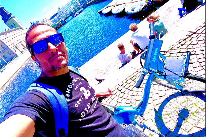 Private Bike Tour in Gothenburg with Pickup - Lilla Bommen and the North Sea Air