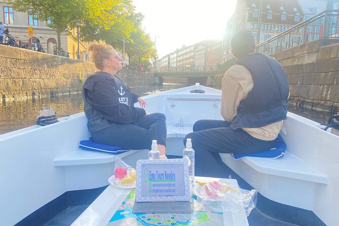 Private Boat Ride in Gothenburg with pickup - Private Travel, WiFi, and Small Comforts