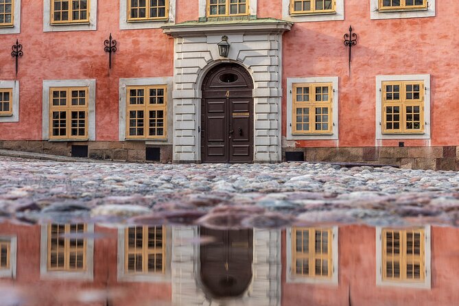 Private Golden Hour Photo Walk in Stockholm - What the photography coaching is really worth