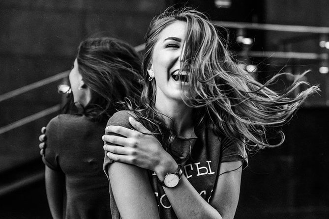 Private Photo Session with a Local Photographer in Stockholm - What this Stockholm photo session really offers