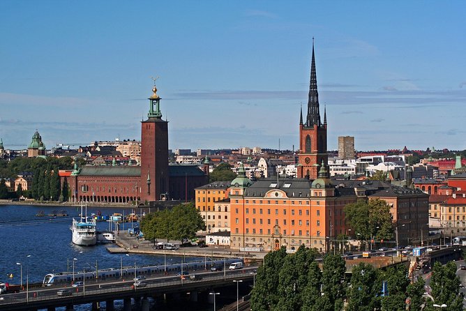 Private Tour of Stockholm with a visit to the Absolute ice bar - A Quick Look at Theatre and Djurgården