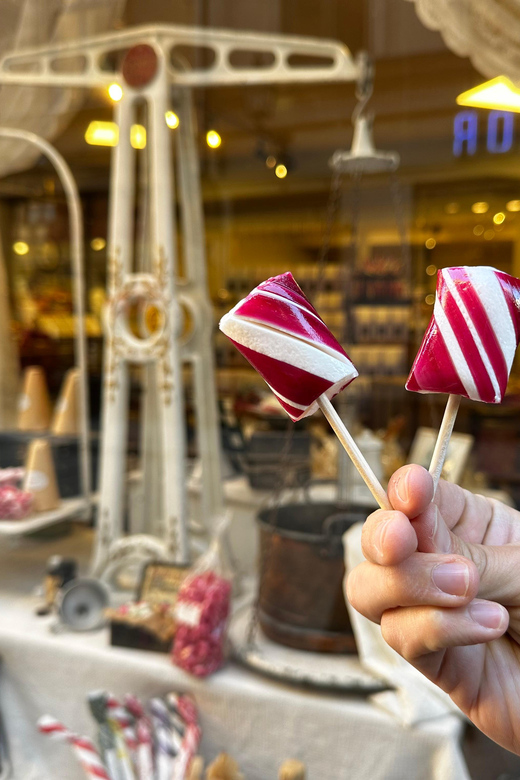 Secret Walking Food Tour Stockholm Old Town - The final food stops and Princess cake