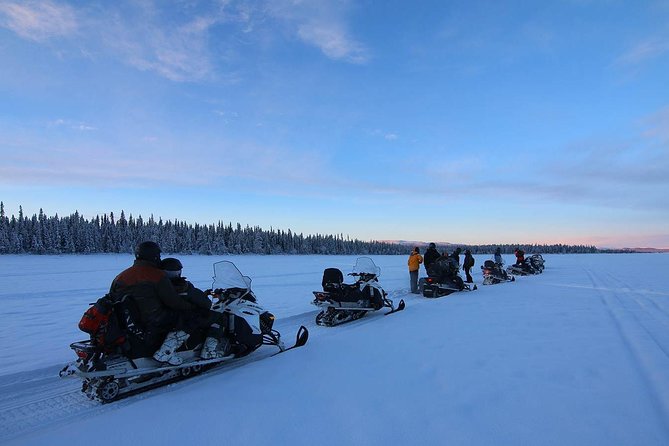 Snowmobile Arctic Adventure - How the guides shape the day