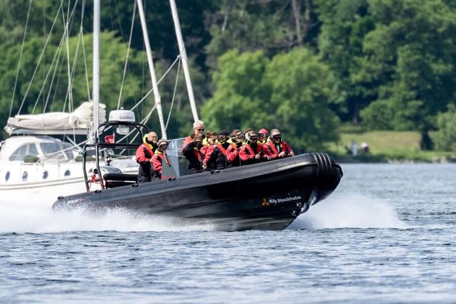 Stockholm: 2-Hour RIB Speed Boat Tour of the Archipelago - Meeting the boat at Strandvägen kajplats 19