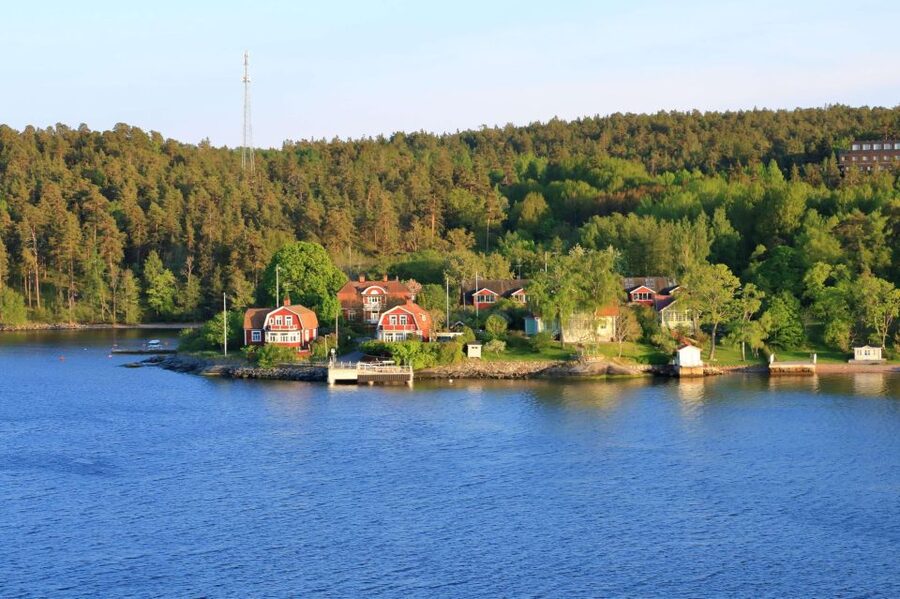 Stockholm Archipelago Boat Cruise, Gamla Stan Walking Tour - Key points at a glance
